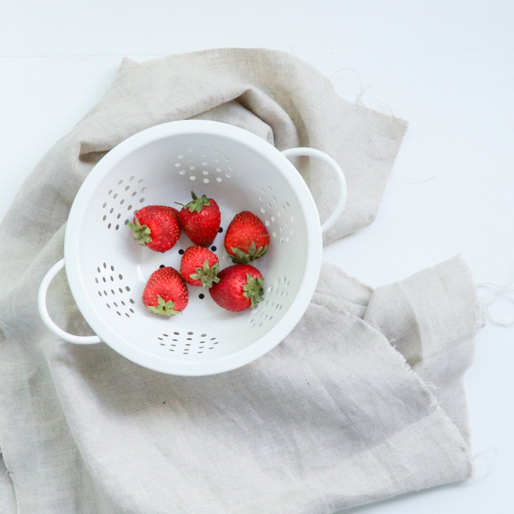 How to Store Fresh Strawberries the Right Way - Mayberry Farms